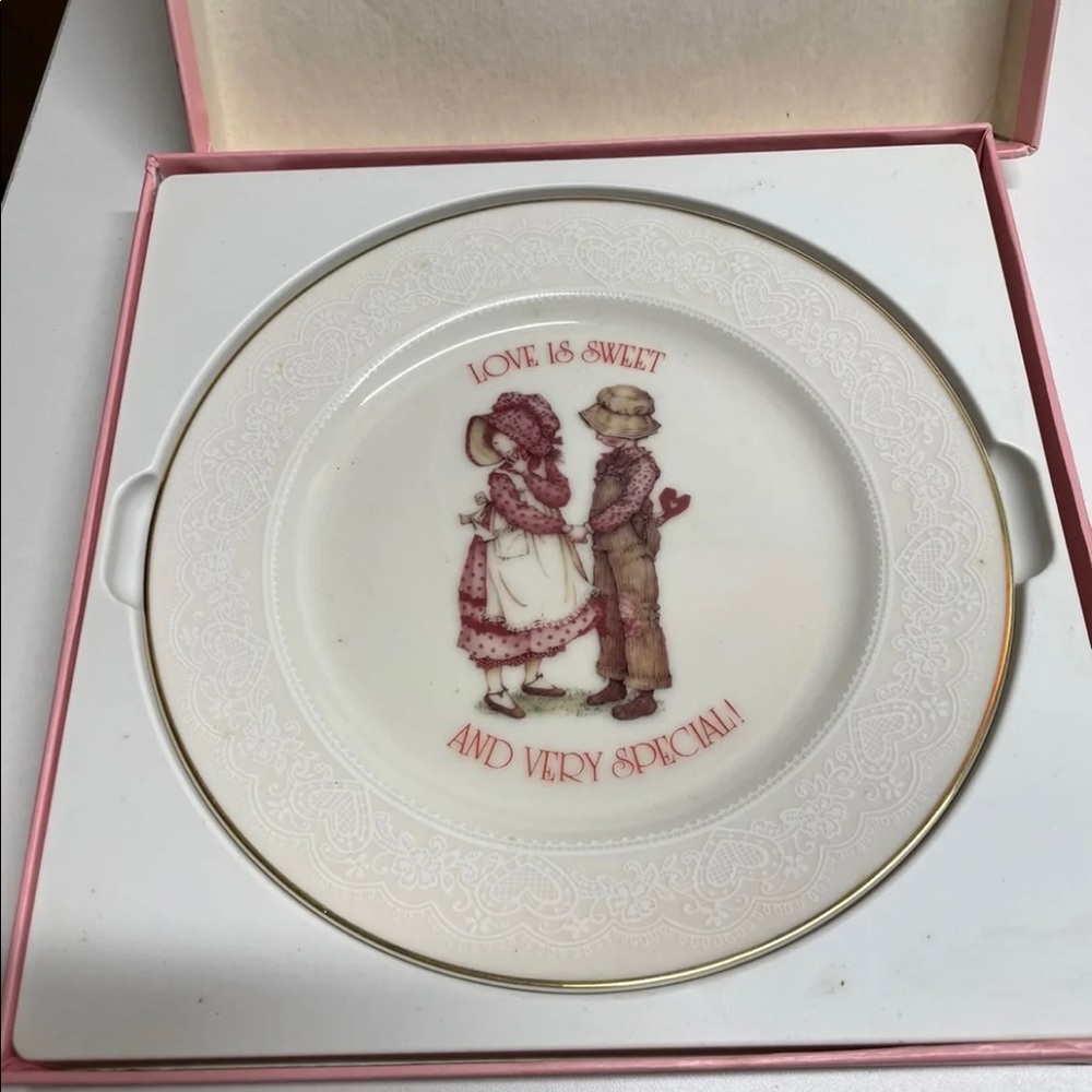 1982 Designers Collections Collector Plate